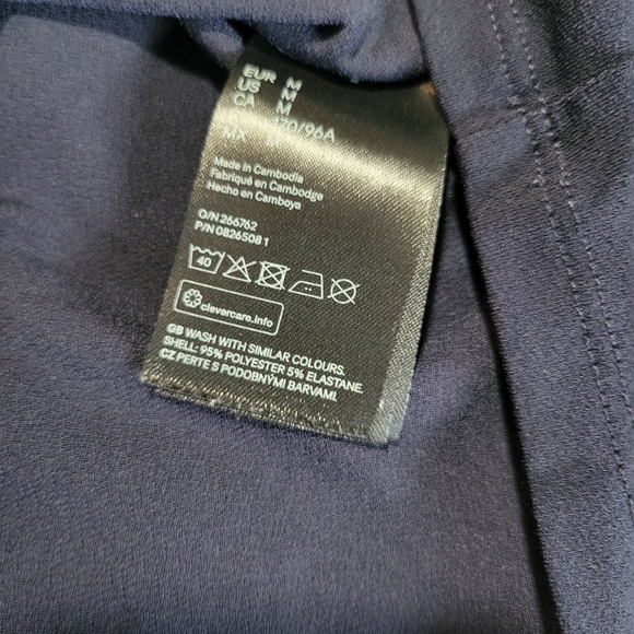 H&M Top - Picture 7 of 7